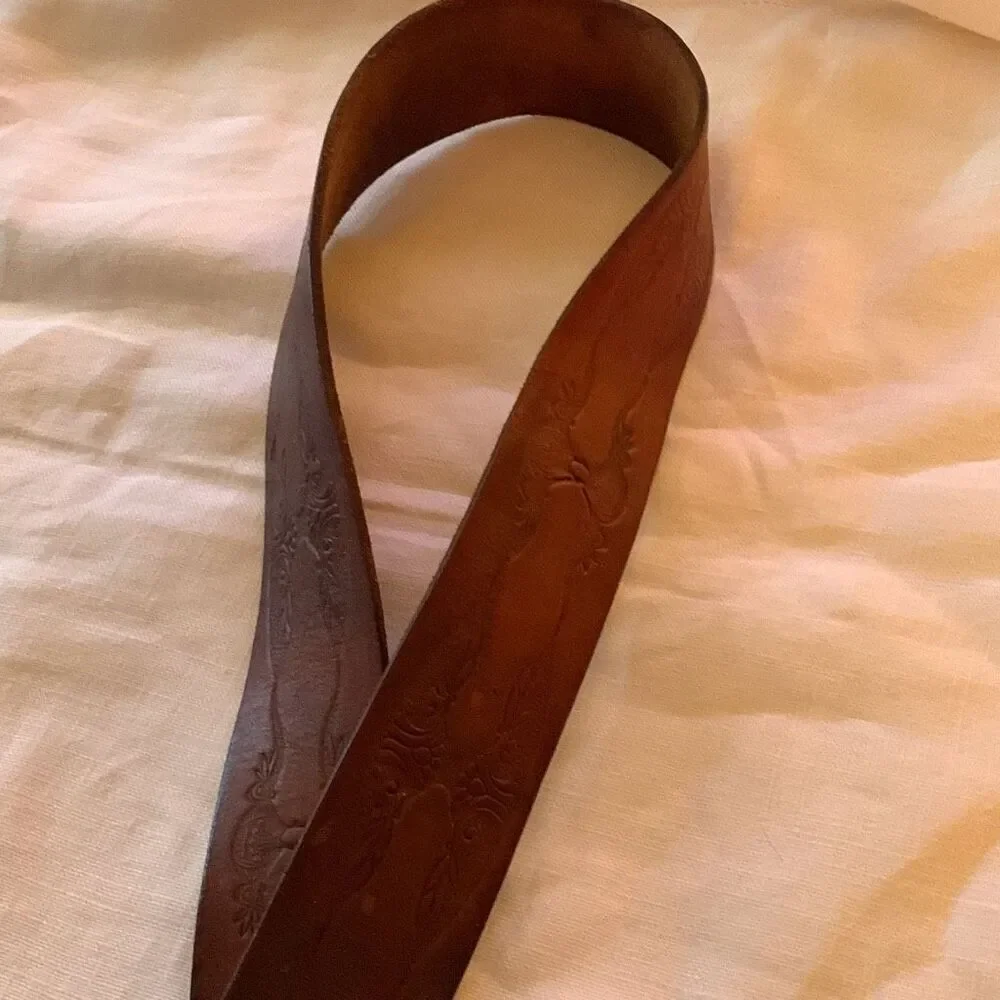 Vintage Hand Tooled Brown Leather Belt Size Large Full Grain Cowhide USA No Loop
